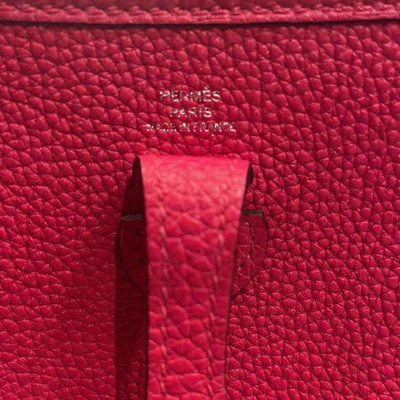 *SOLD* HERMES EVELYNE 16 AMAZONE BAG (TPM) - Picture 4 of 8